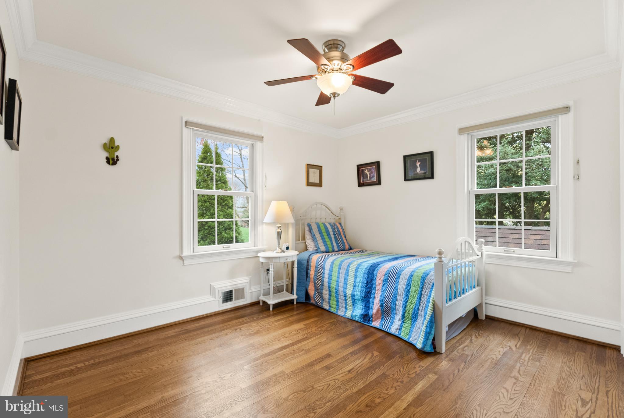 WAYNEWOOD - Residential