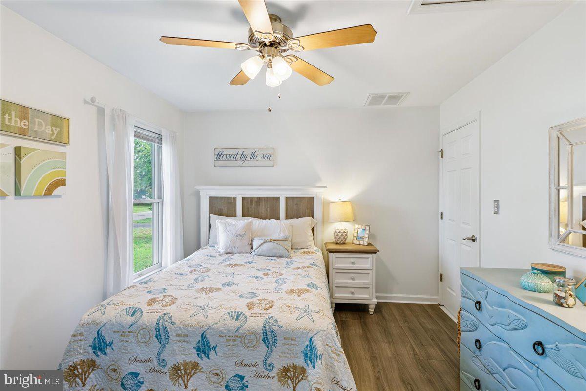 WHITES CREEK MANOR - Residential