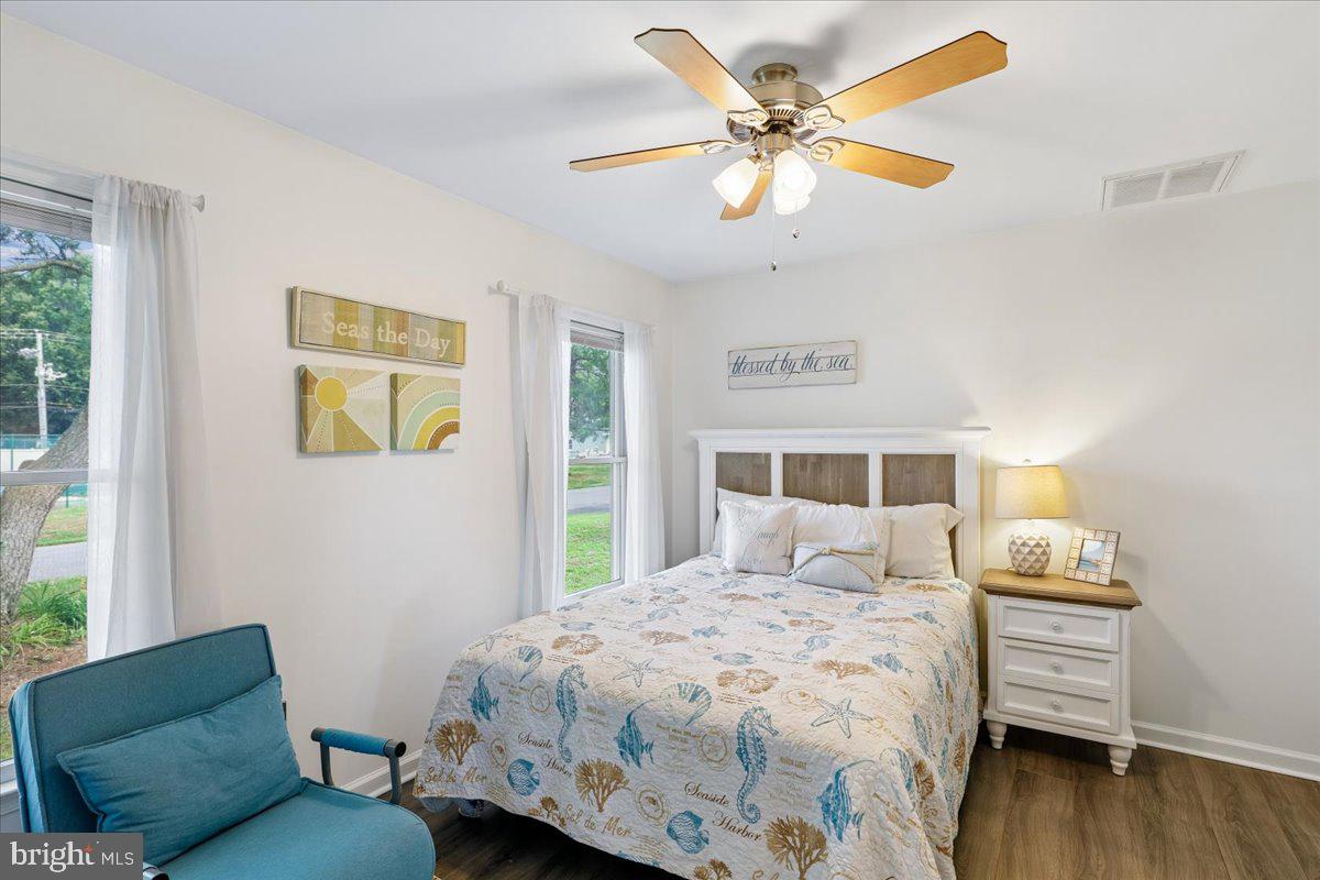 WHITES CREEK MANOR - Residential