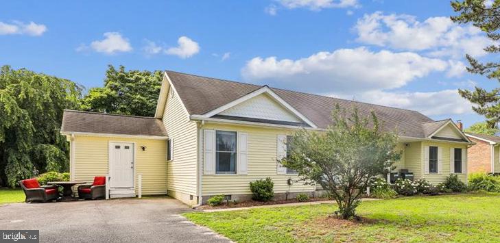 WHITES CREEK MANOR - Residential