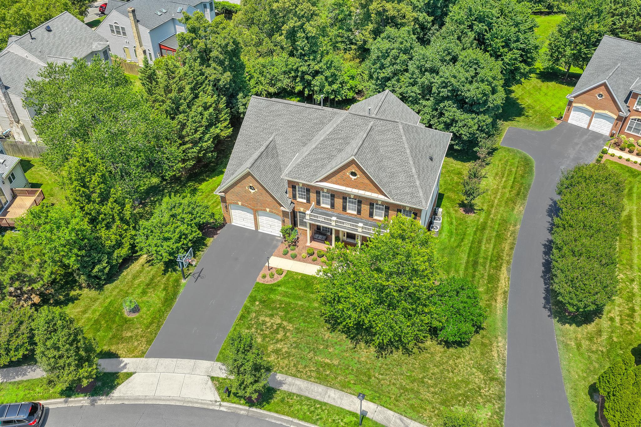 BIG PINES VILLAGE - Residential