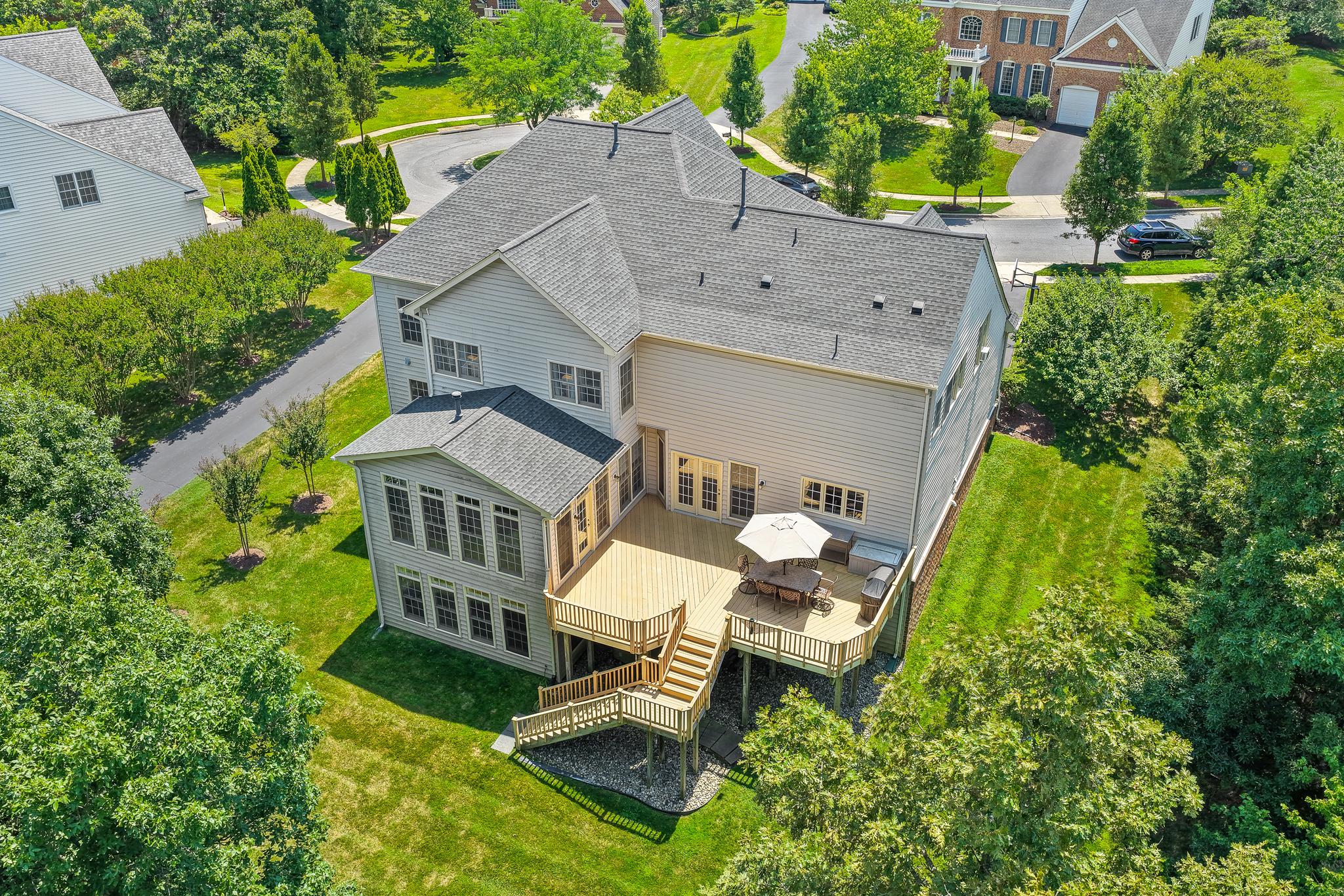BIG PINES VILLAGE - Residential