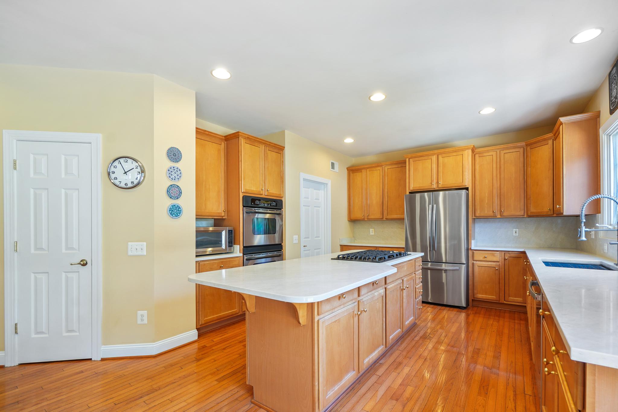 BIG PINES VILLAGE - Residential