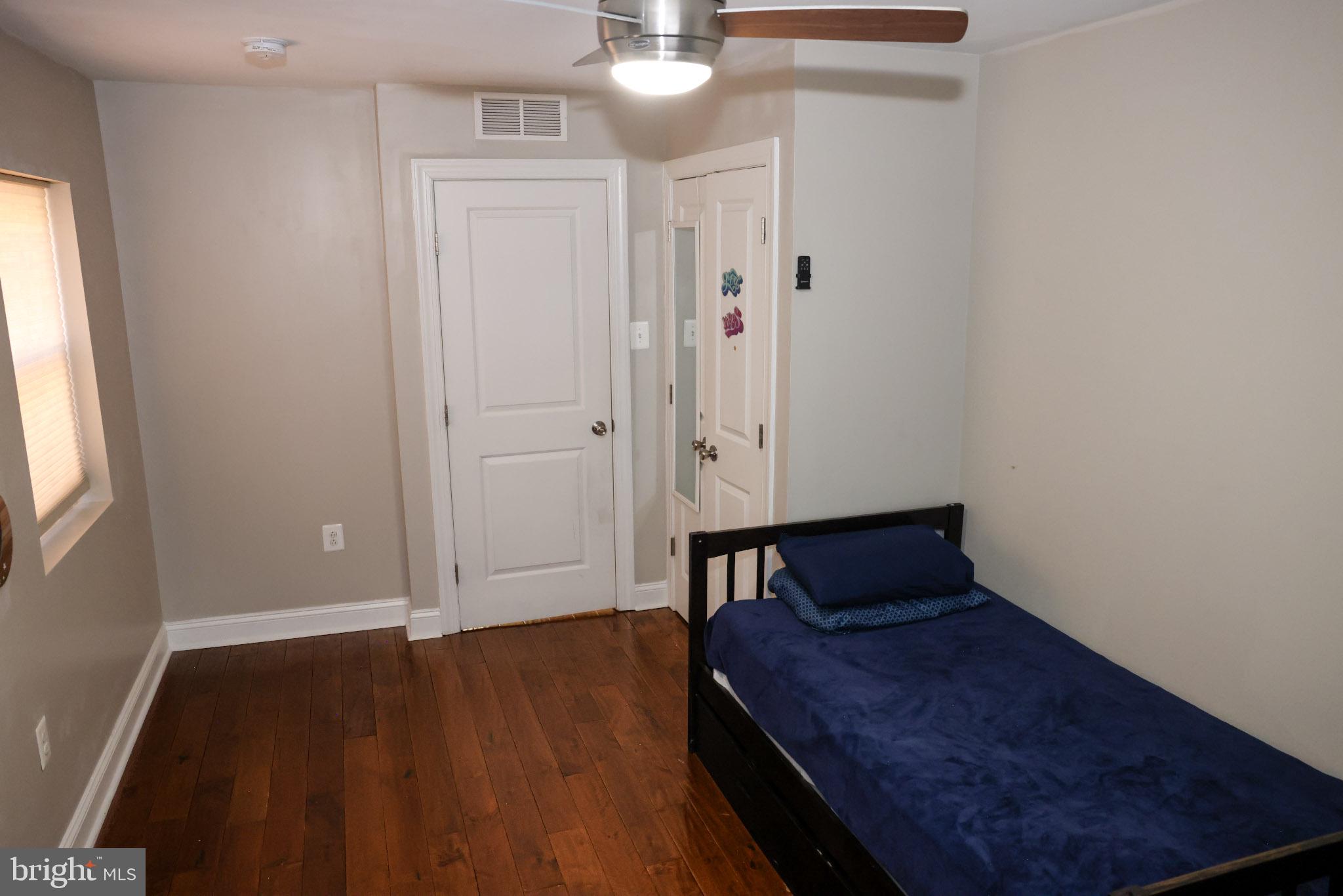 COBBS CREEK - Residential