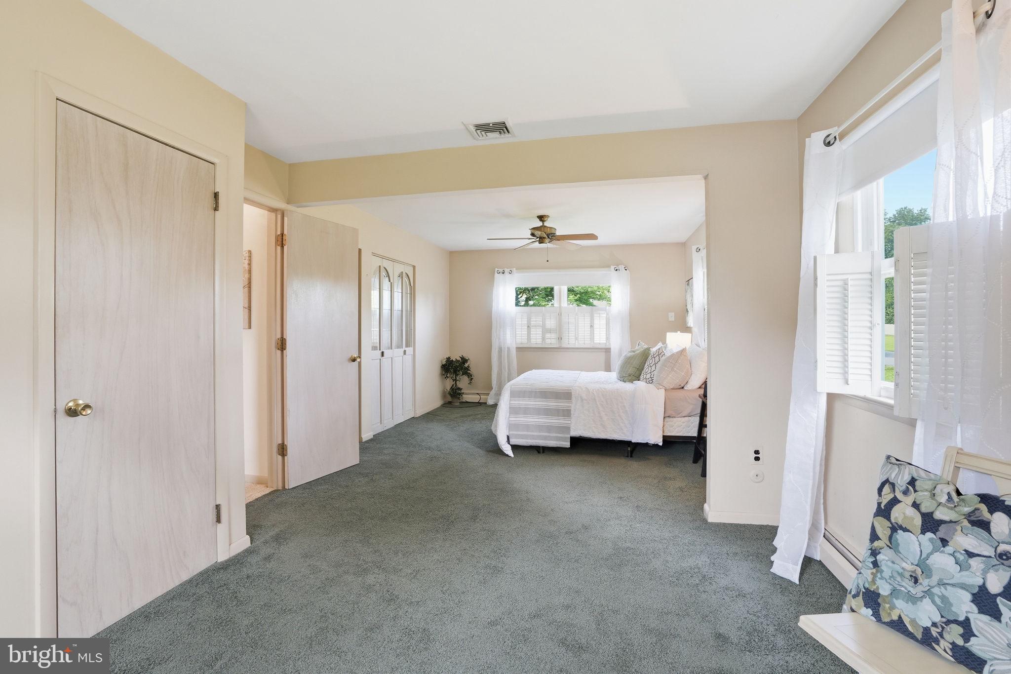 SALEM POINT - Residential