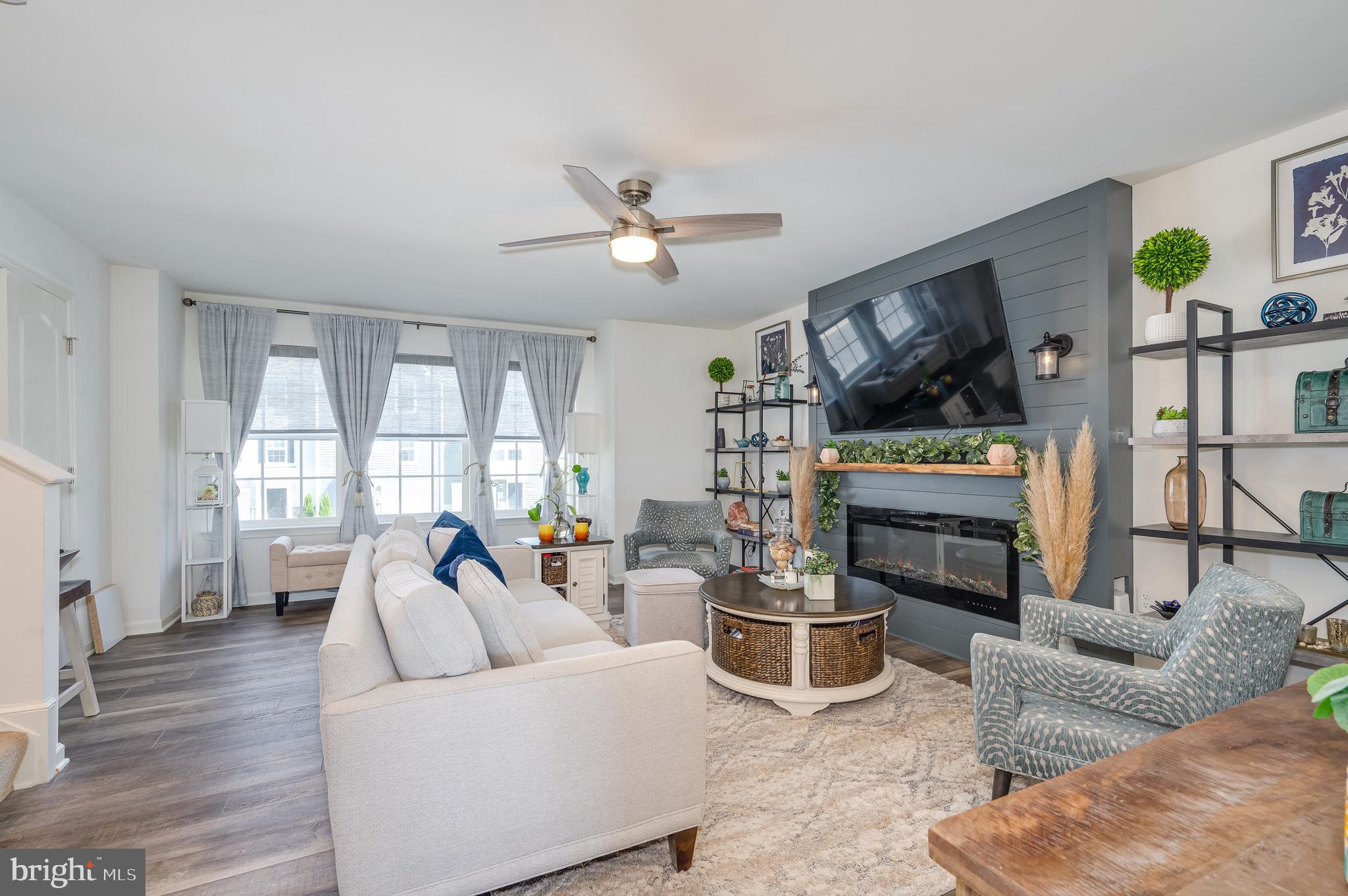 BRIAR RUN - Residential