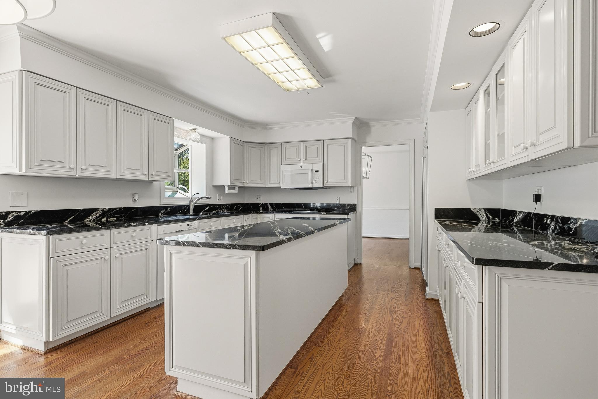 CARLIN TERRACE - Residential