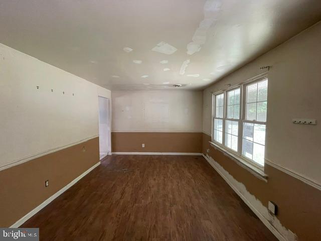 ELKTON - Residential