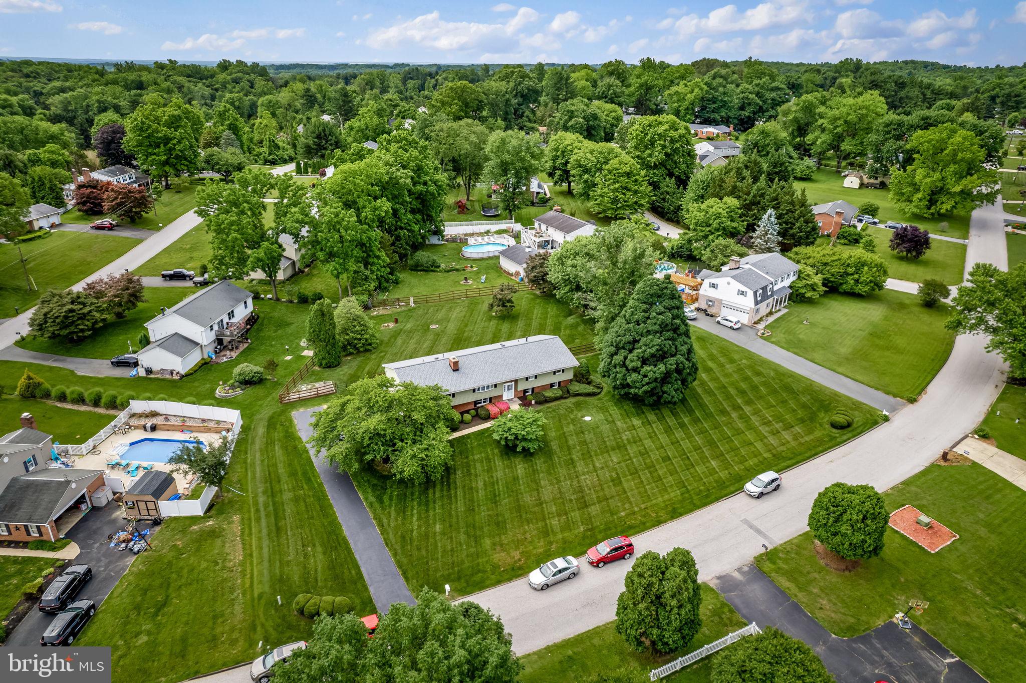 WOODRIDGE MANOR - Residential