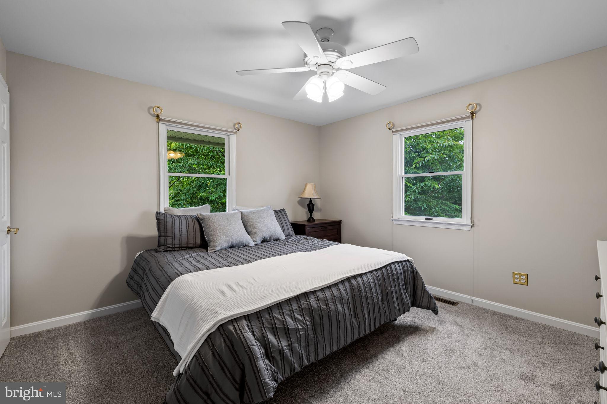 WOODRIDGE MANOR - Residential