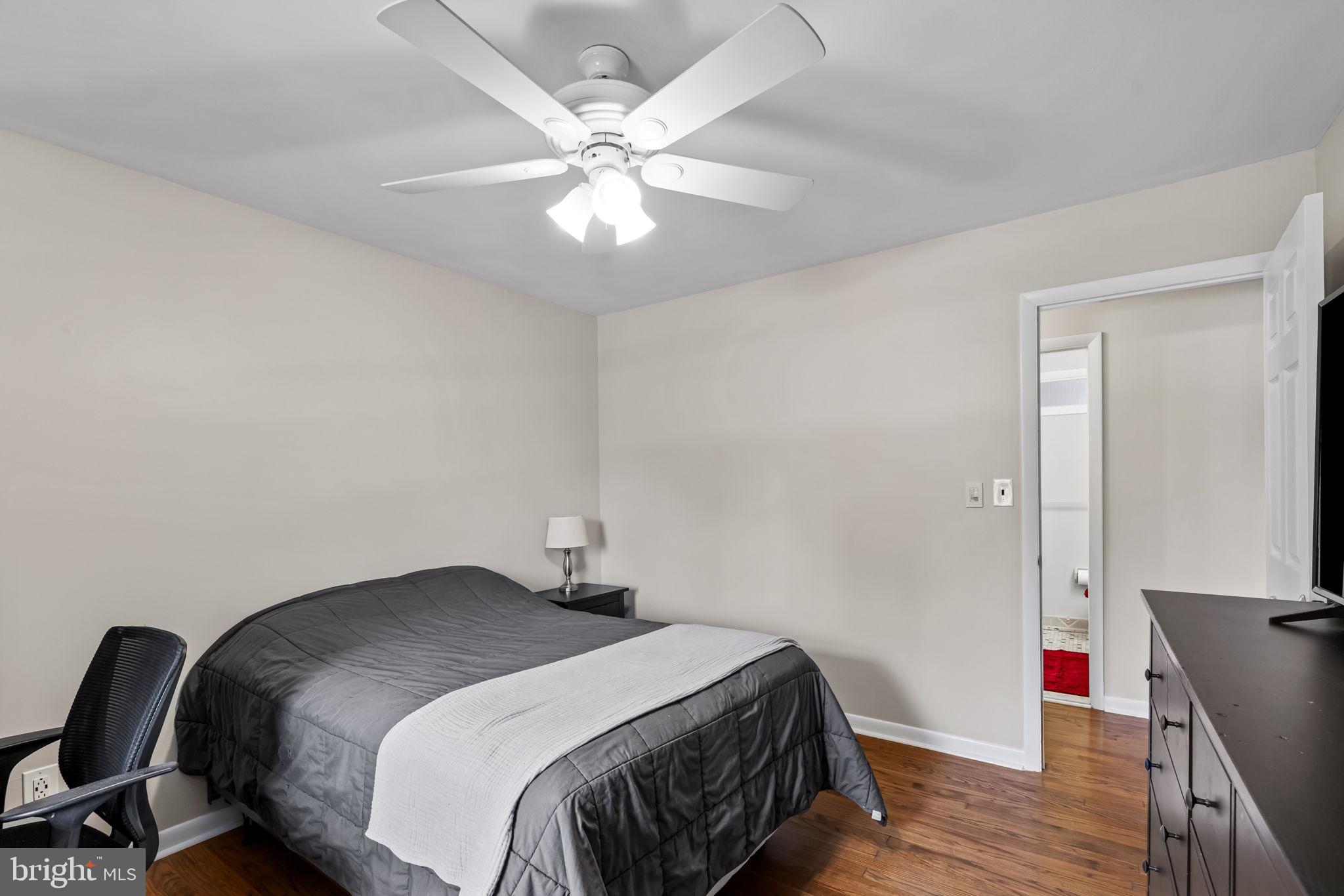 WOODRIDGE MANOR - Residential