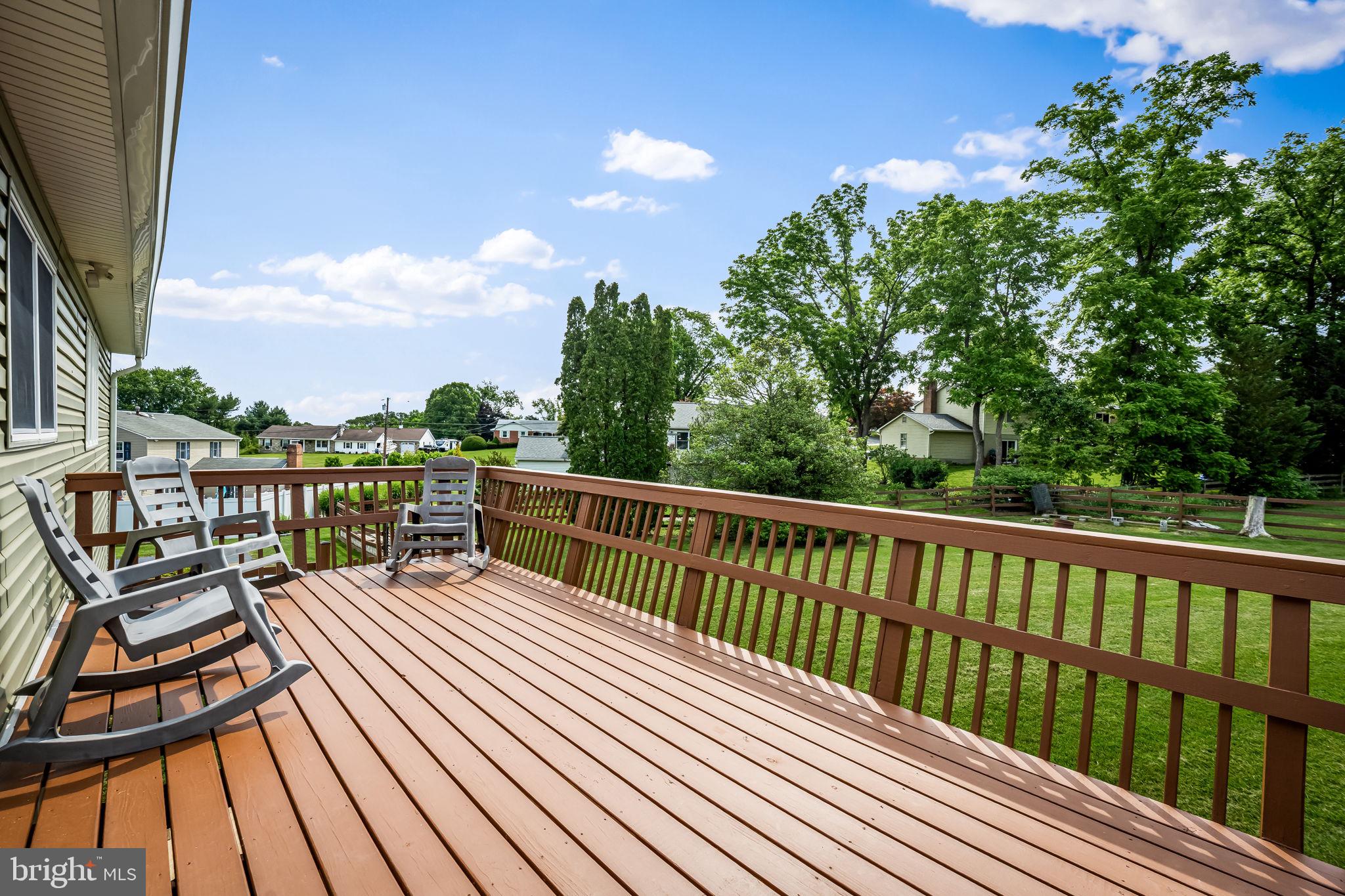 WOODRIDGE MANOR - Residential