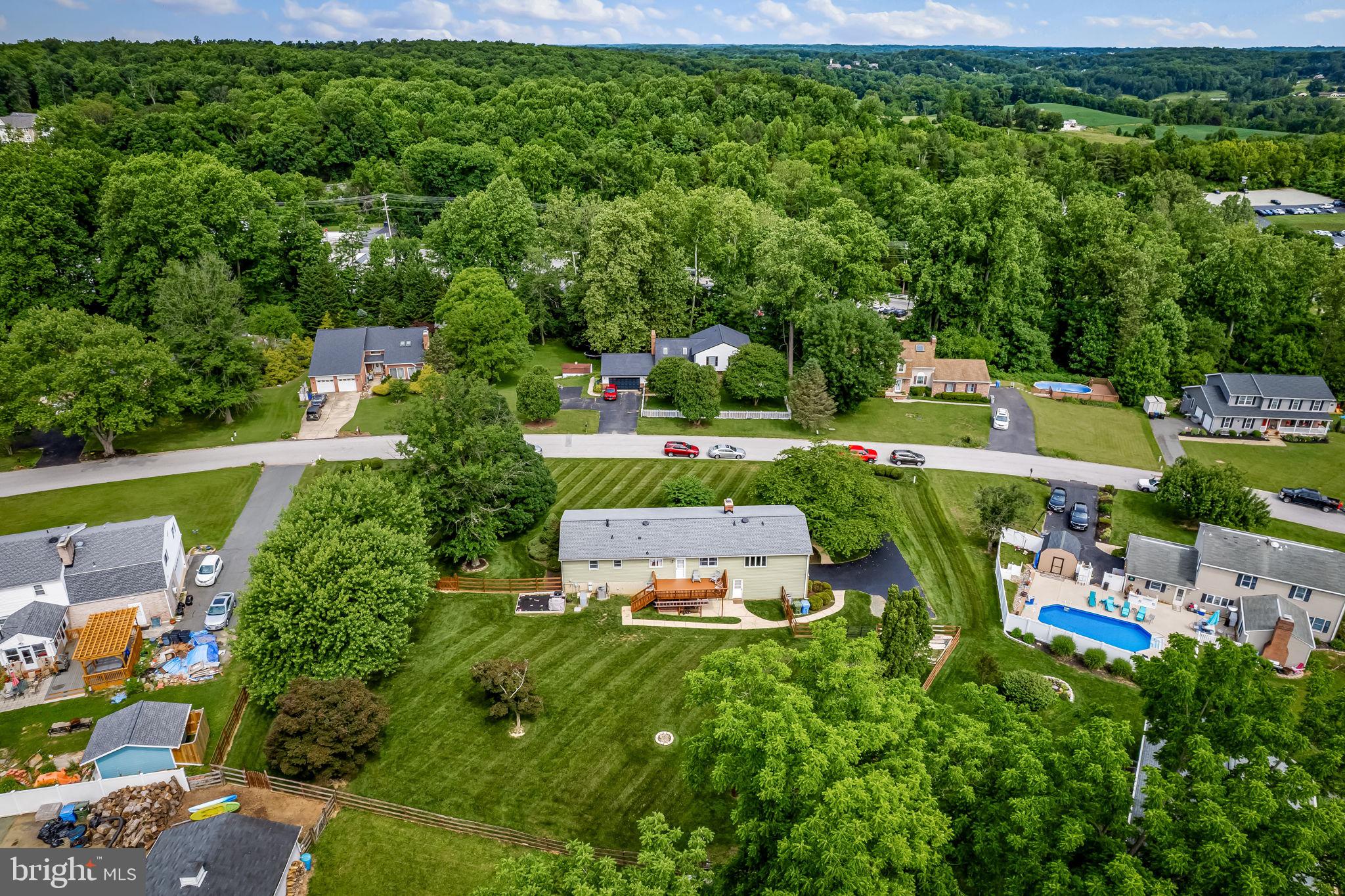 WOODRIDGE MANOR - Residential
