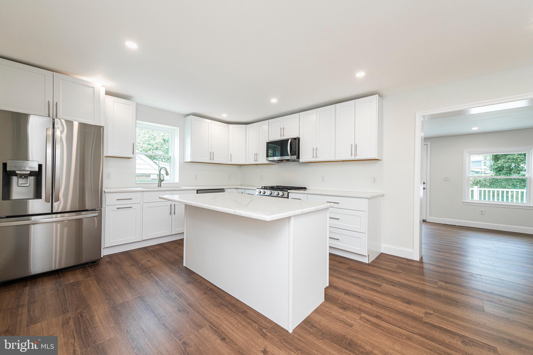 LEEDOM ESTS - Residential
