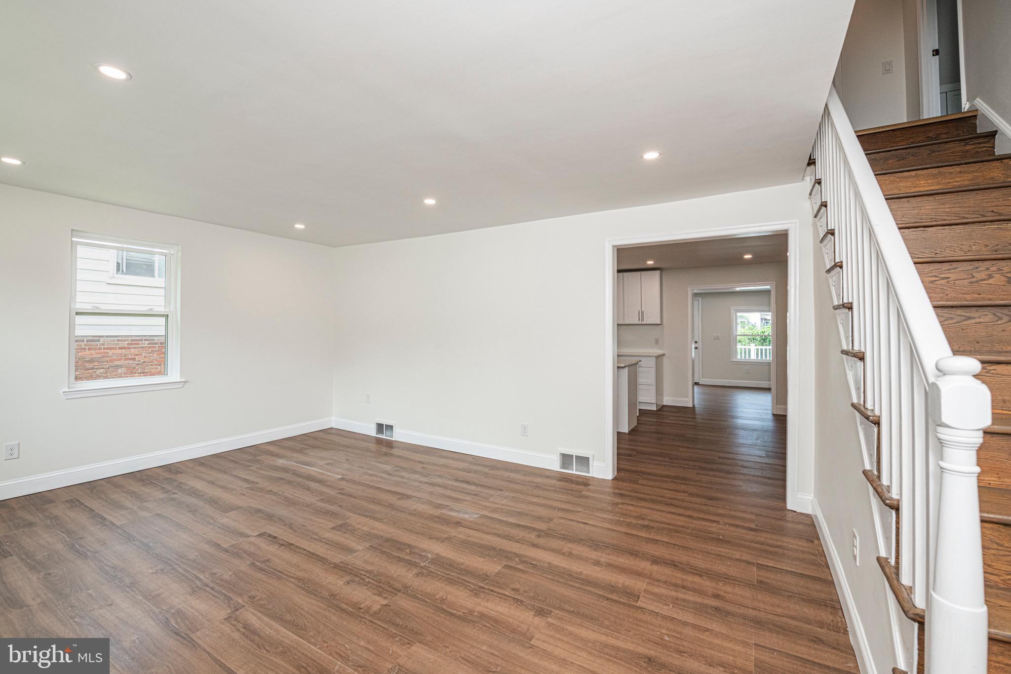 LEEDOM ESTS - Residential