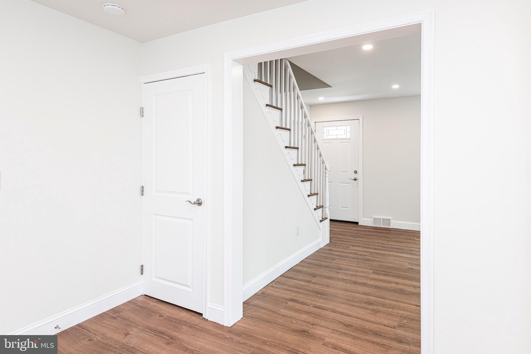 LEEDOM ESTS - Residential
