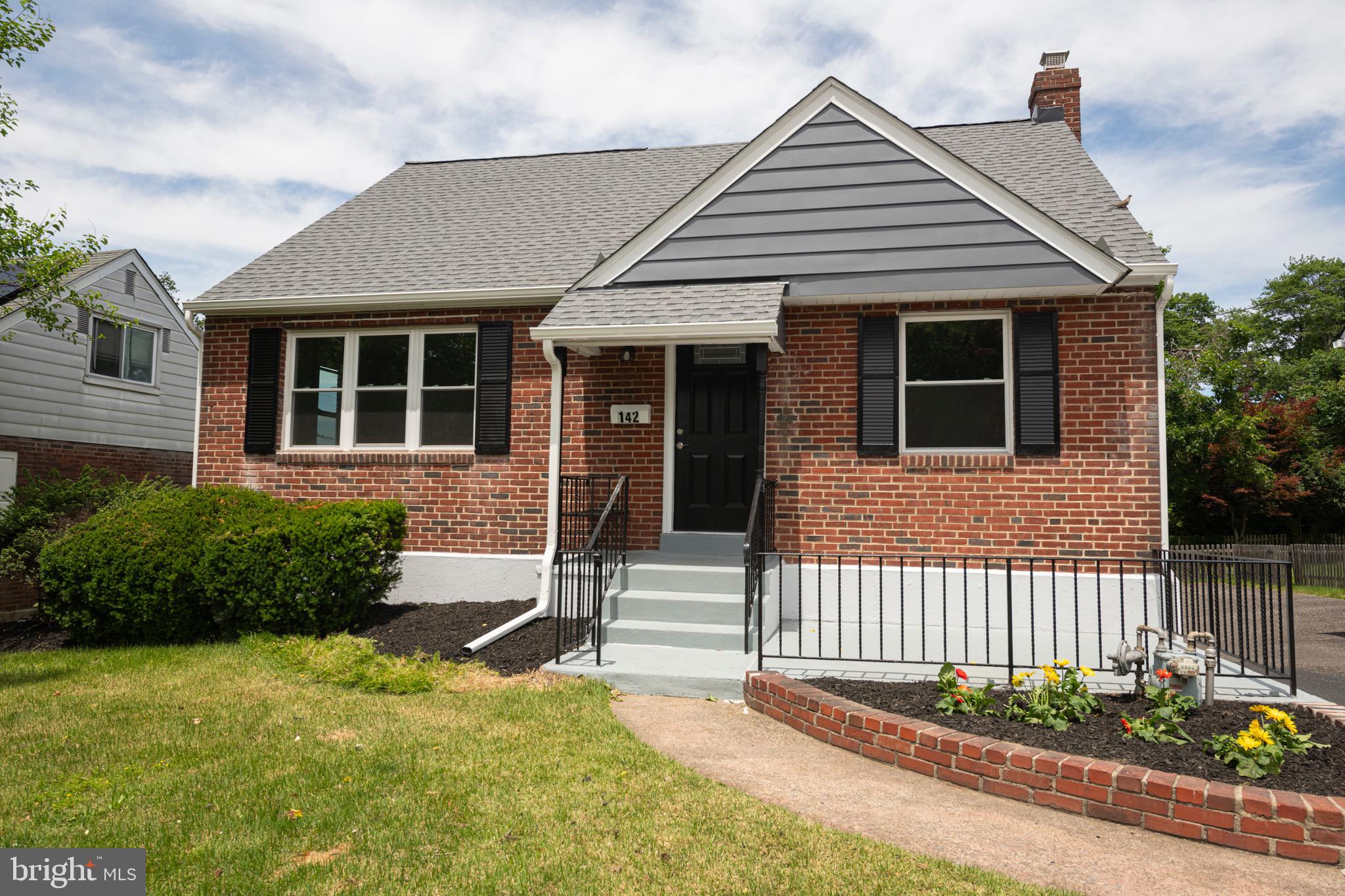LEEDOM ESTS - Residential