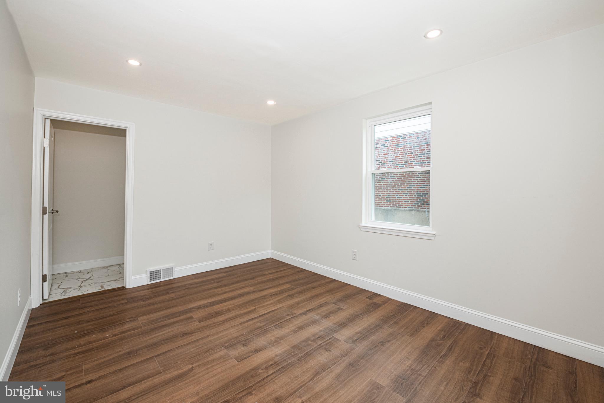LEEDOM ESTS - Residential