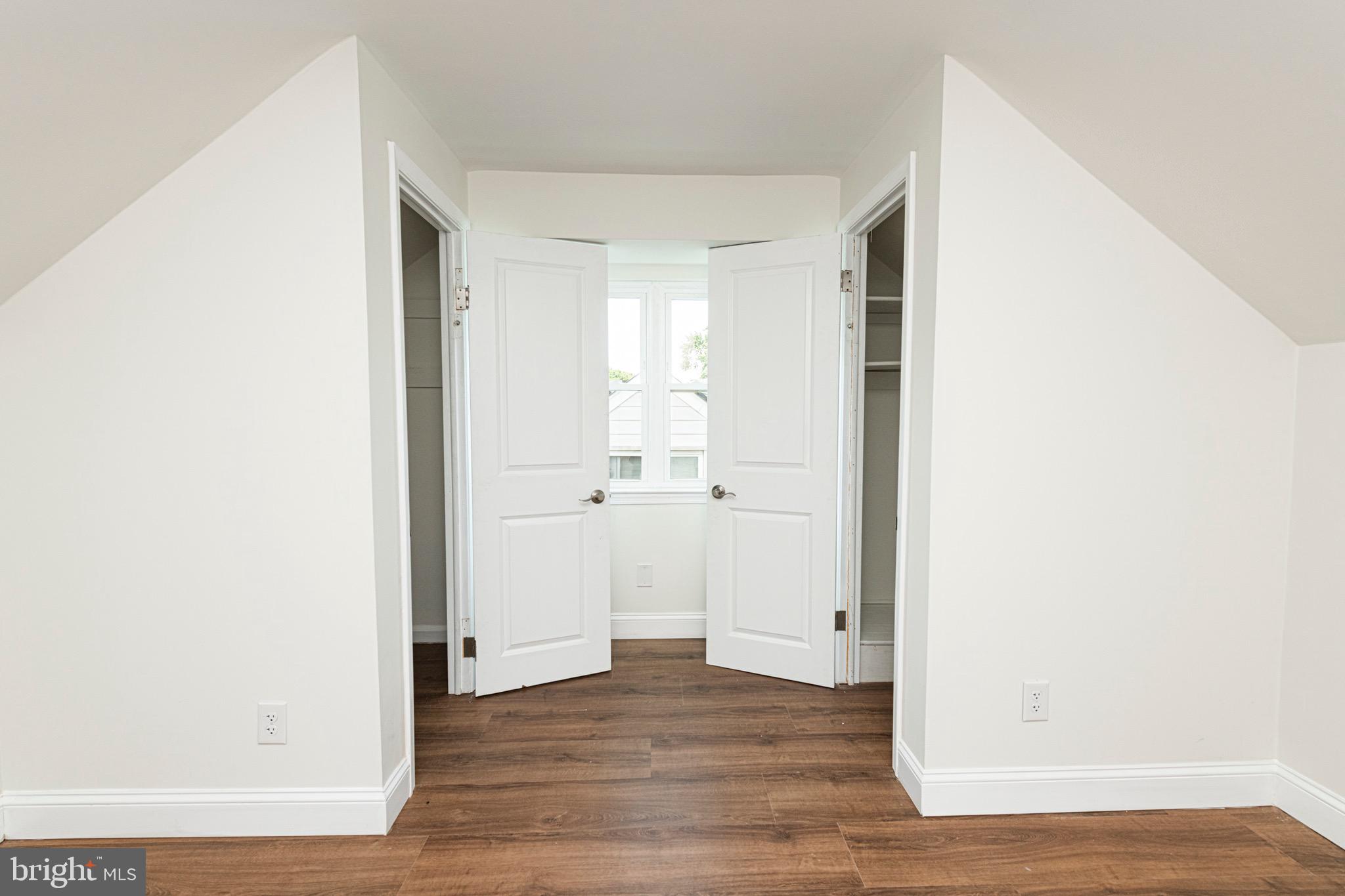 LEEDOM ESTS - Residential