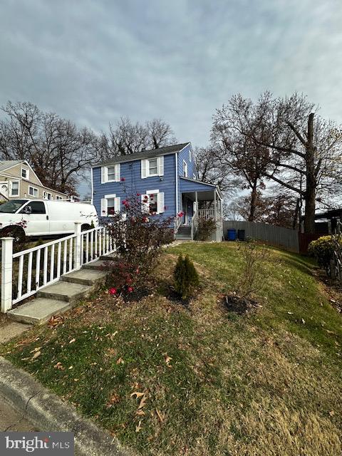 LANDOVER HILLS - Residential