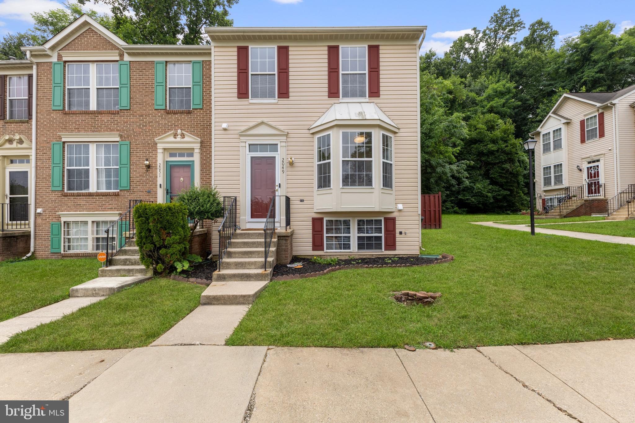 HILLCREST TOWNE - Residential