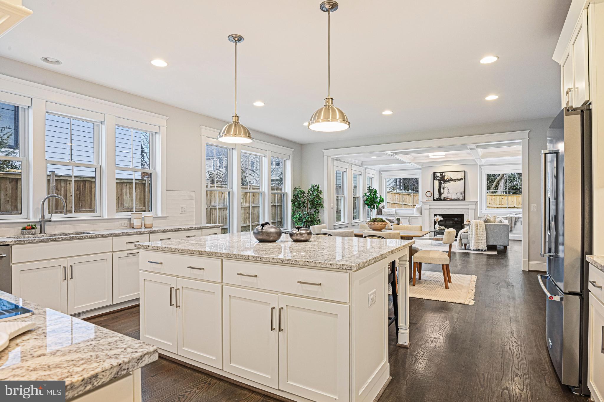 HIGHVIEW TERRACE - Residential