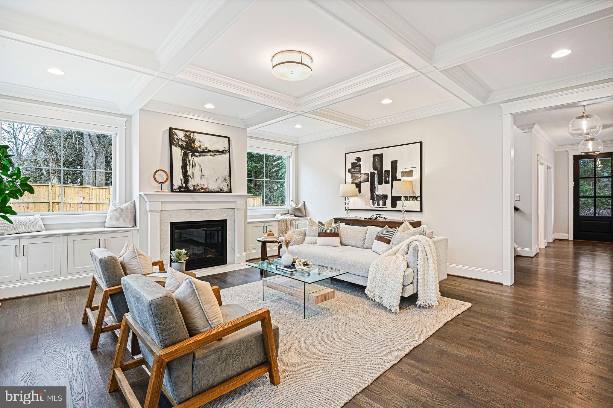 HIGHVIEW TERRACE - Residential