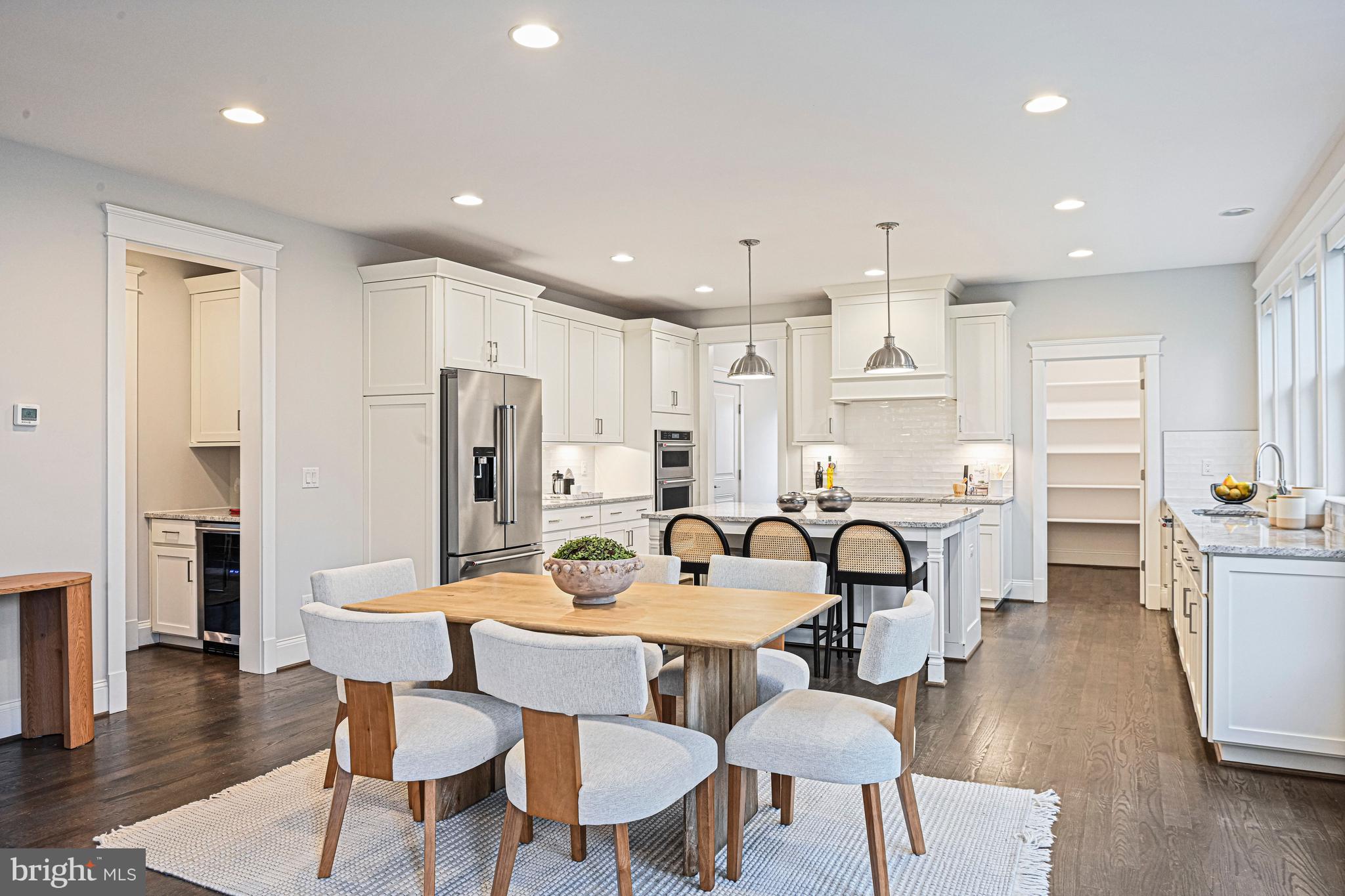 HIGHVIEW TERRACE - Residential