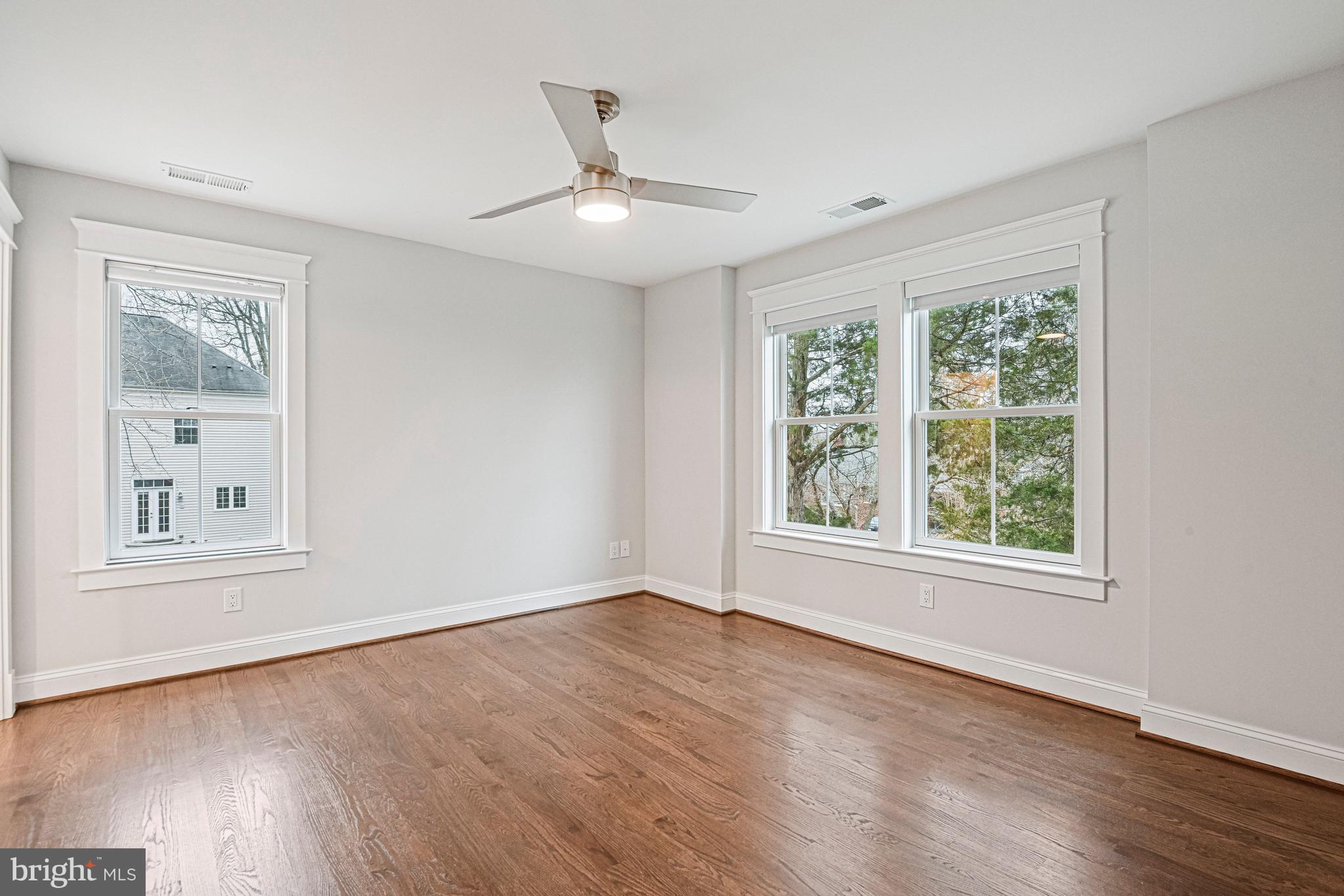 HIGHVIEW TERRACE - Residential