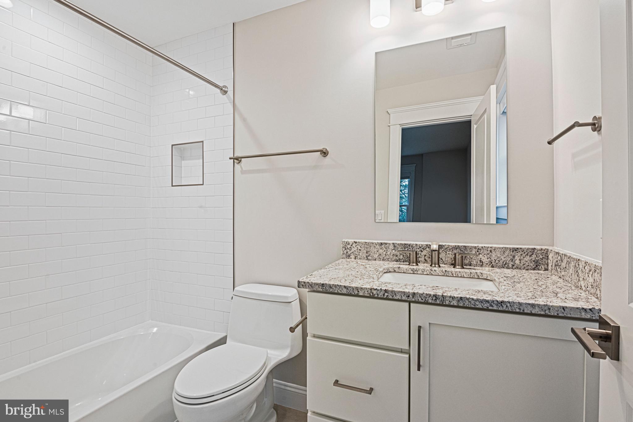 HIGHVIEW TERRACE - Residential