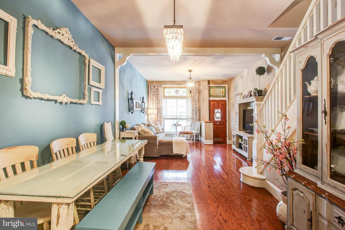 LOCUST POINT - Residential Lease