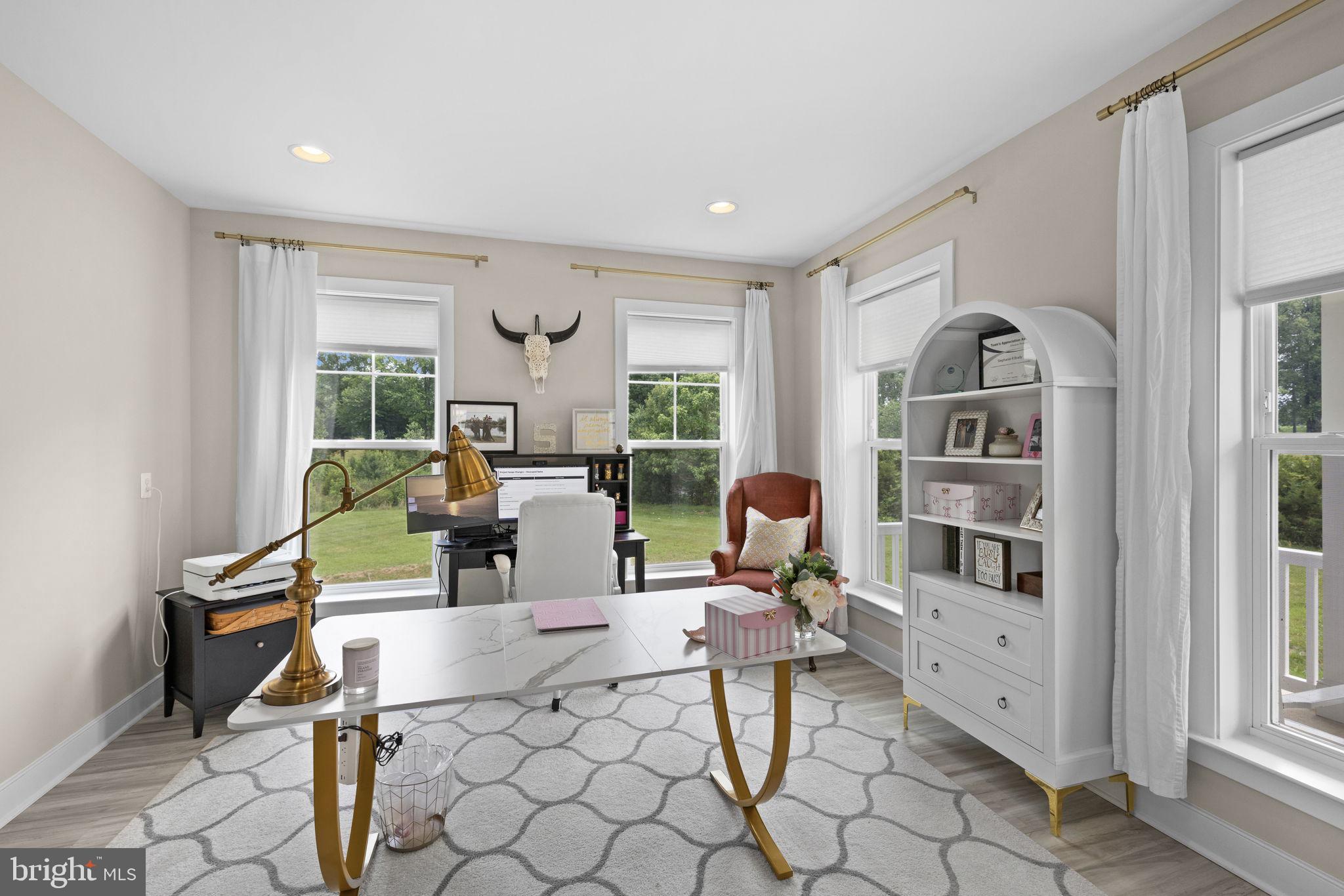 ROCK ISLAND LANDING - Residential