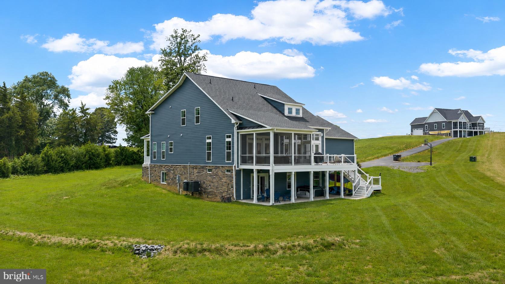 ROCK ISLAND LANDING - Residential