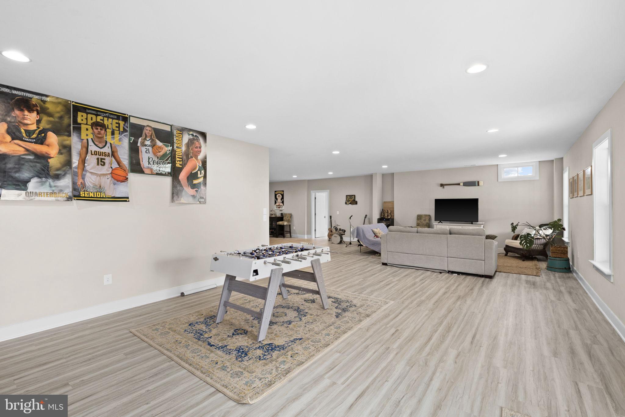 ROCK ISLAND LANDING - Residential
