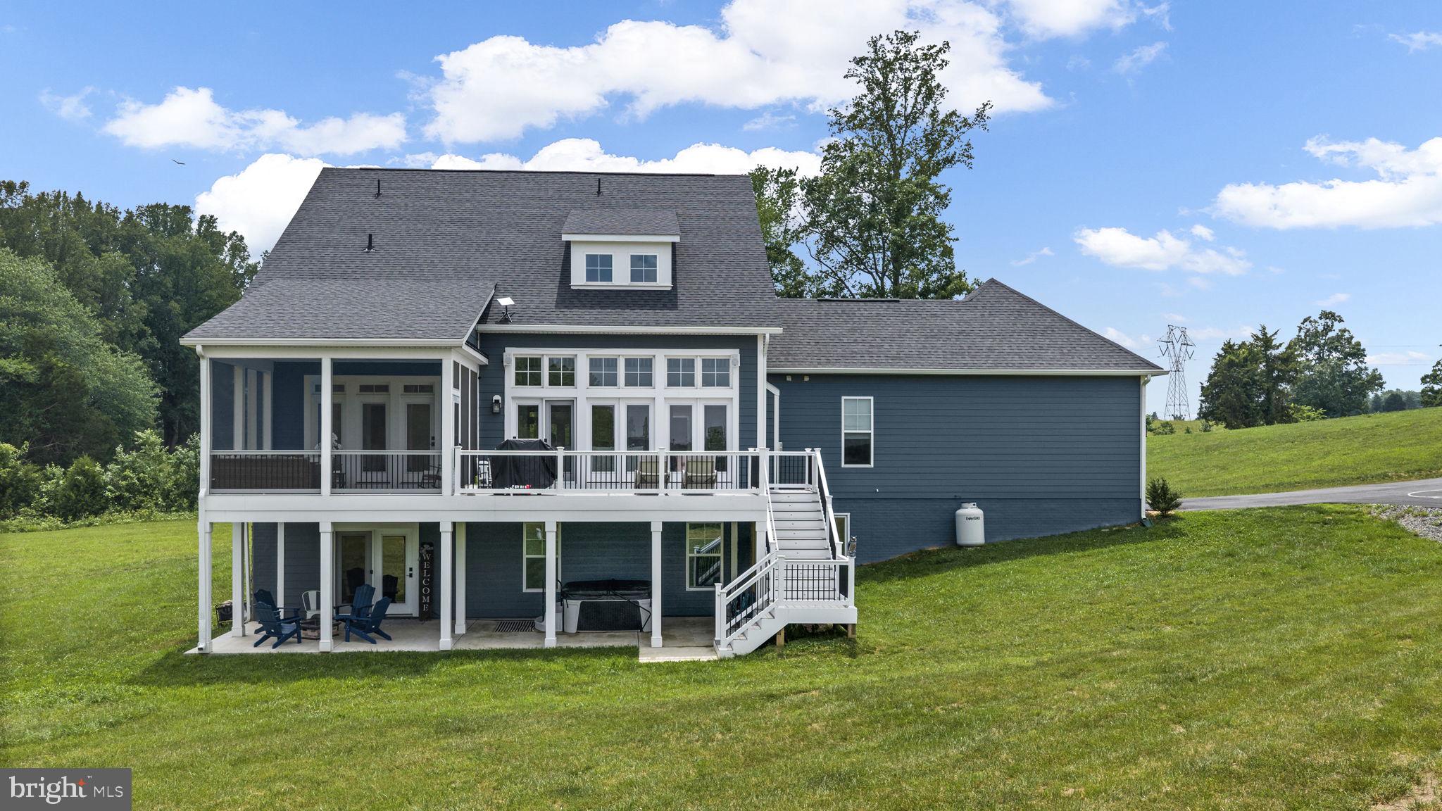 ROCK ISLAND LANDING - Residential