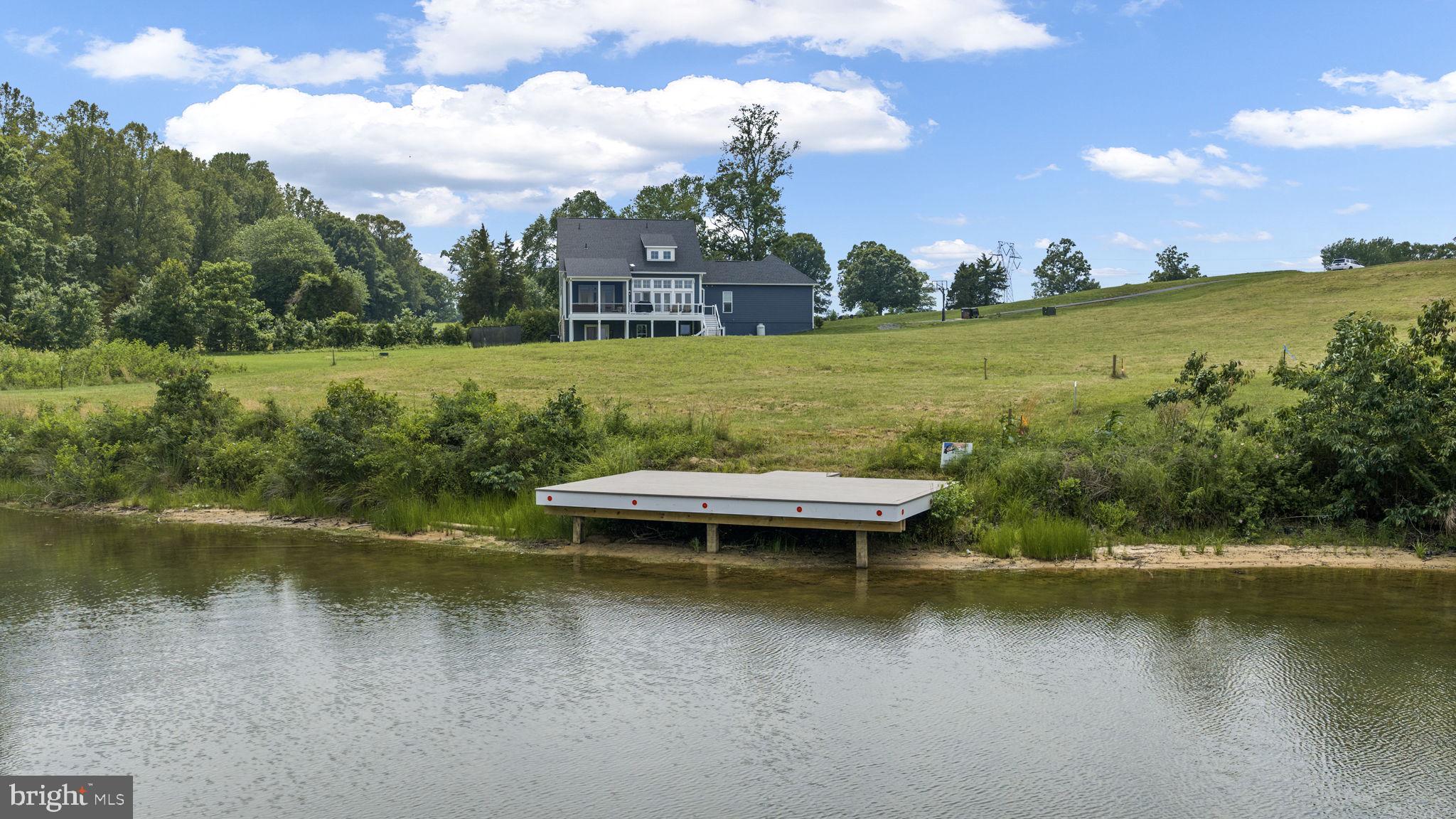 ROCK ISLAND LANDING - Residential
