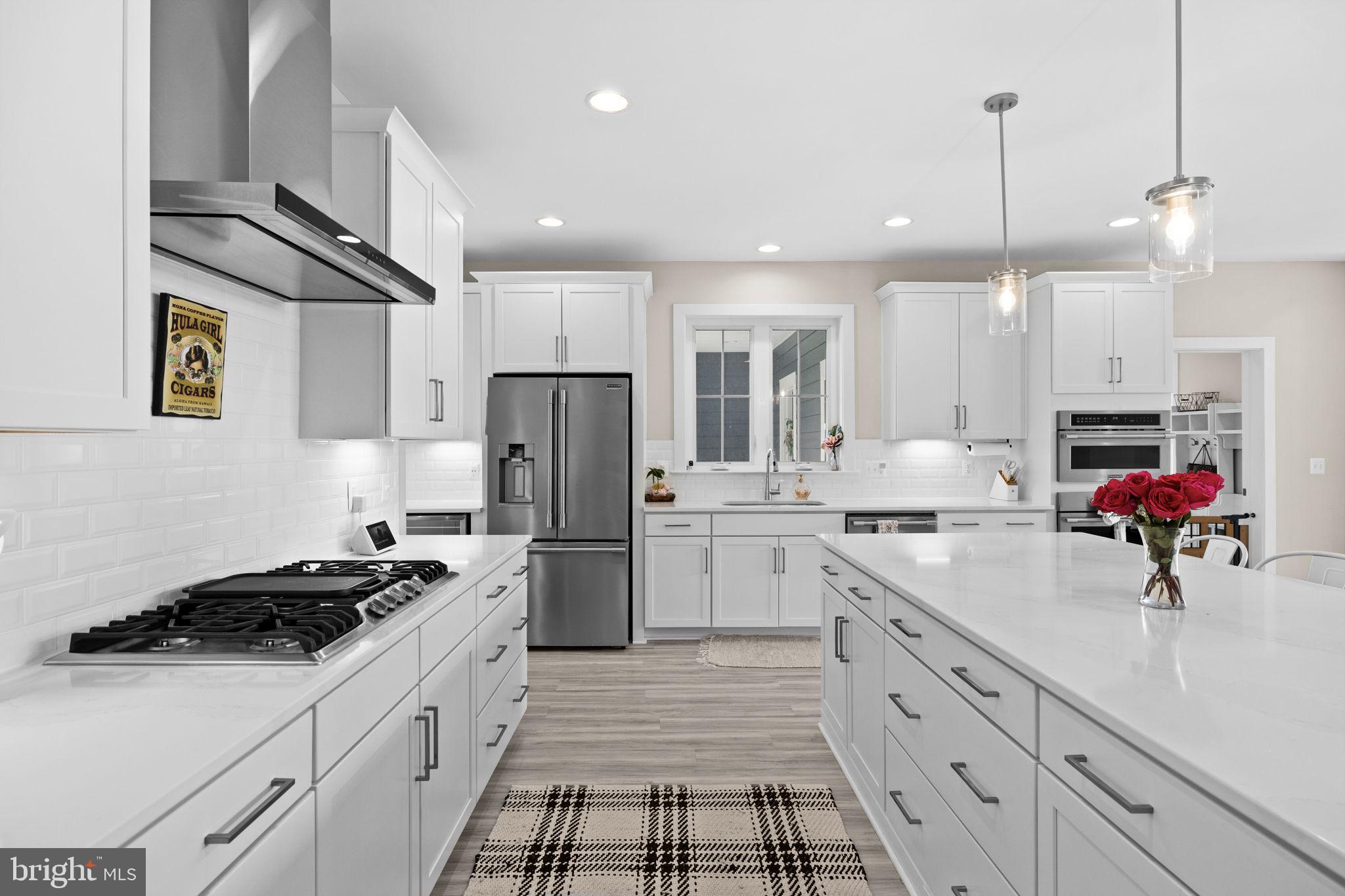 ROCK ISLAND LANDING - Residential