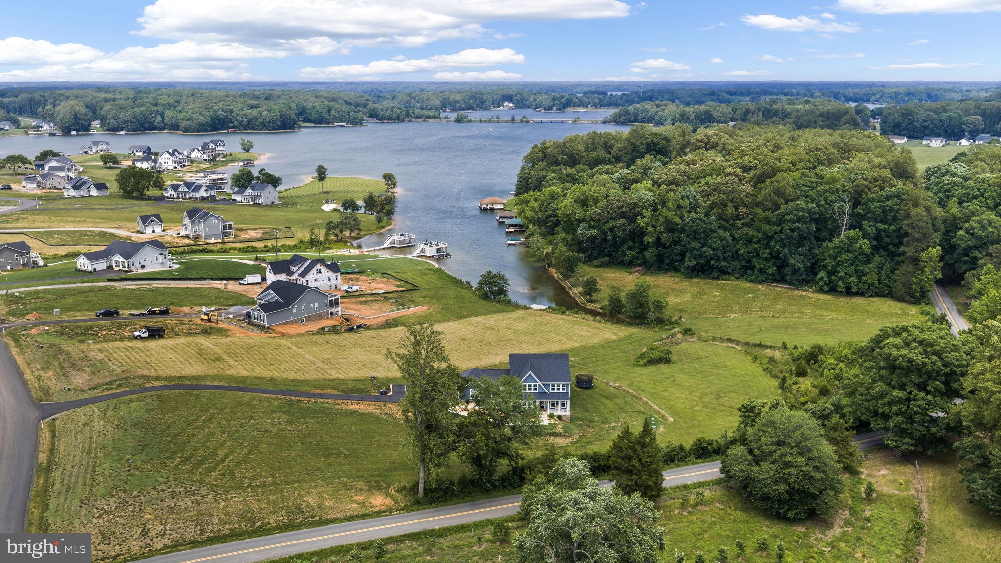 ROCK ISLAND LANDING - Residential
