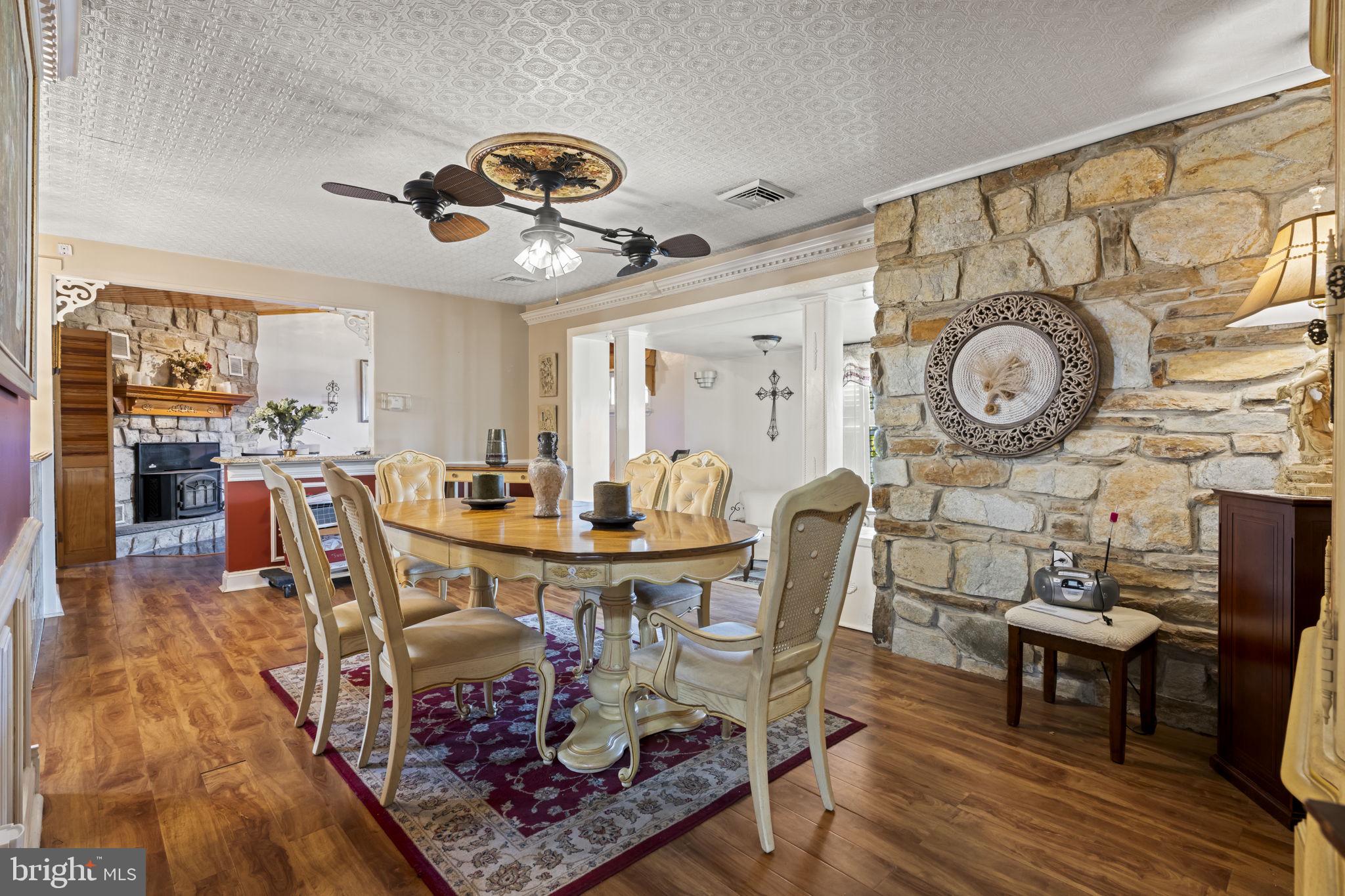 PINE VALLEY - Residential