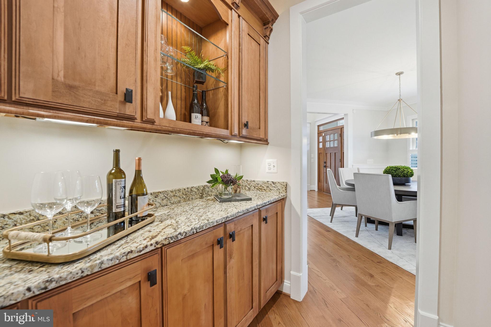BERKSHIRE OAKWOOD - Residential