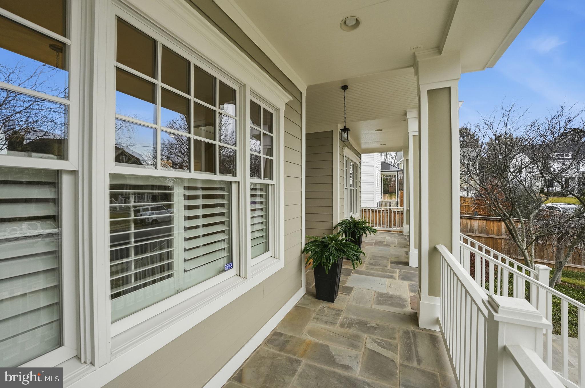BERKSHIRE OAKWOOD - Residential