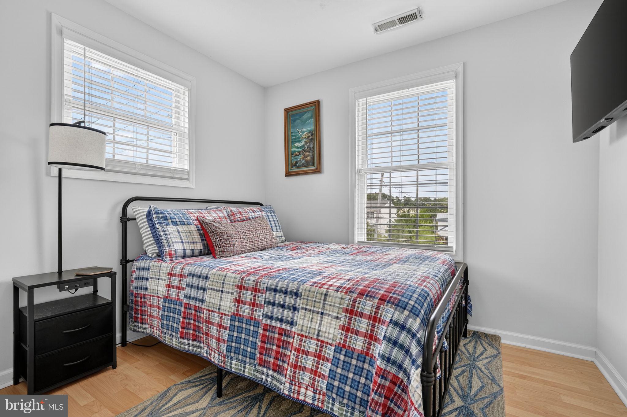 CHINCOTEAGUE - Residential