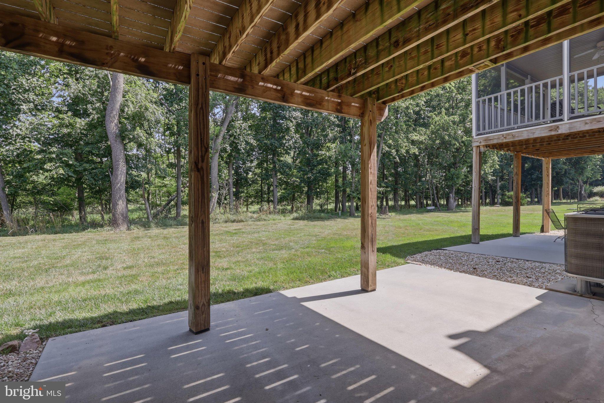 QUAIL RUN CONDOS - Residential