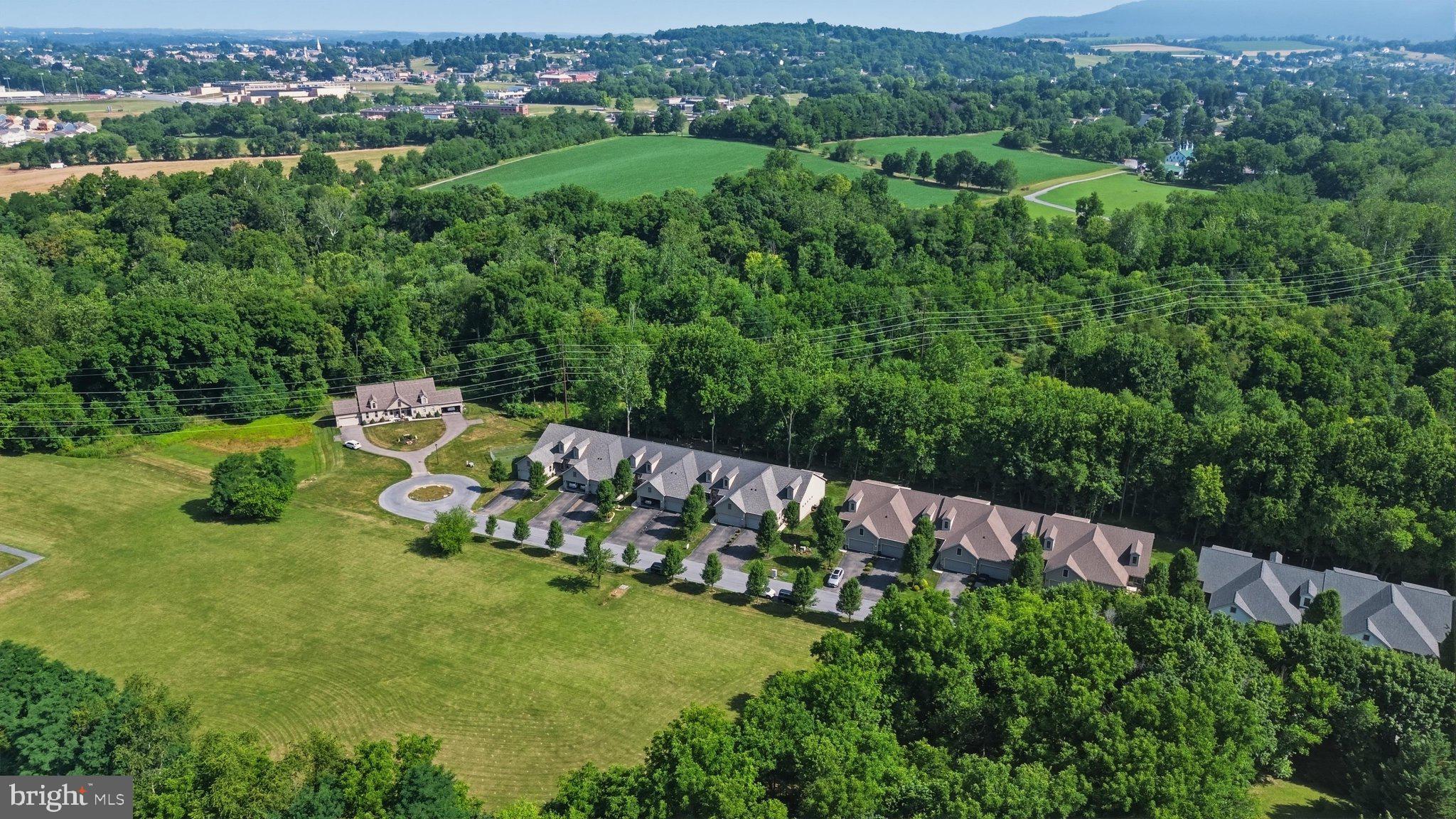 QUAIL RUN CONDOS - Residential