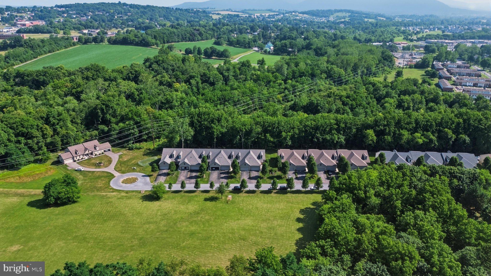 QUAIL RUN CONDOS - Residential