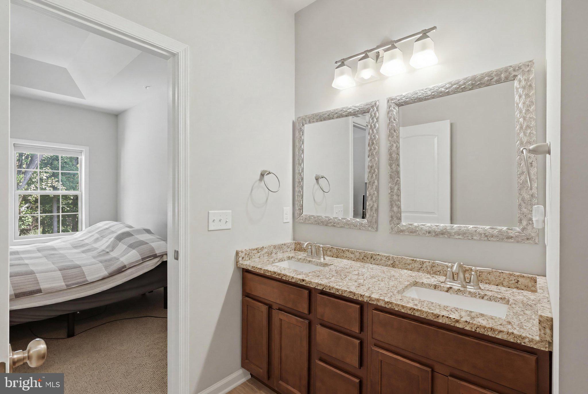 QUAIL RUN CONDOS - Residential