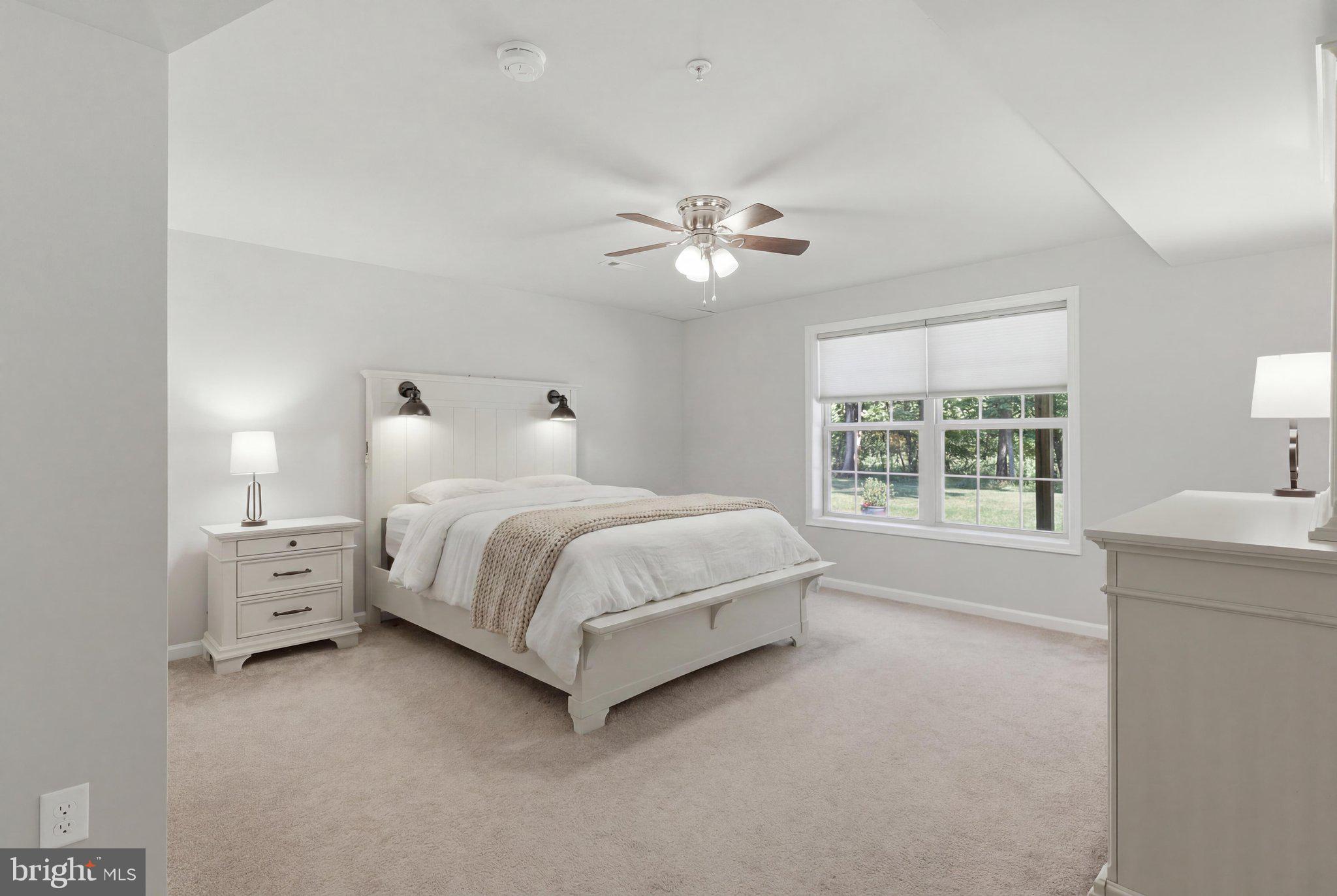 QUAIL RUN CONDOS - Residential