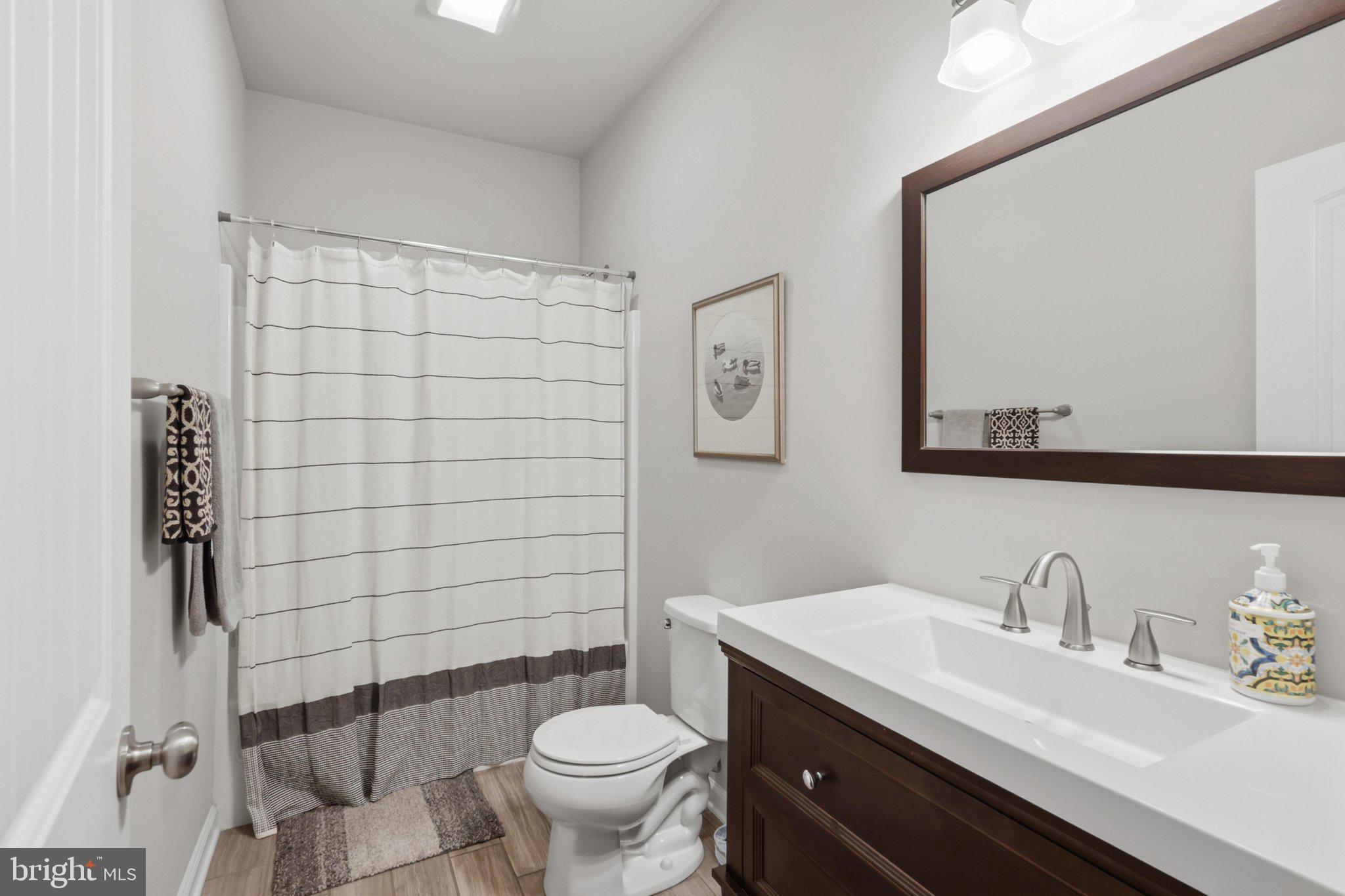 QUAIL RUN CONDOS - Residential