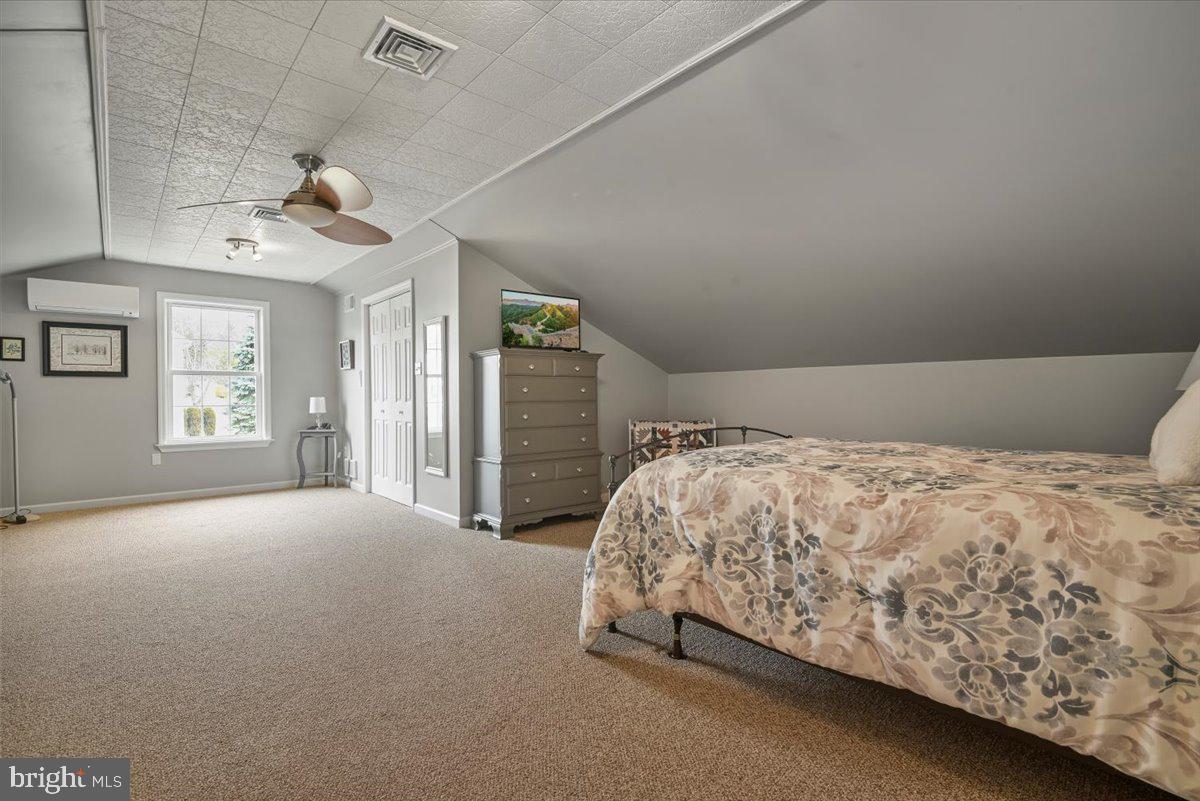 ROEDERS GLEN - Residential