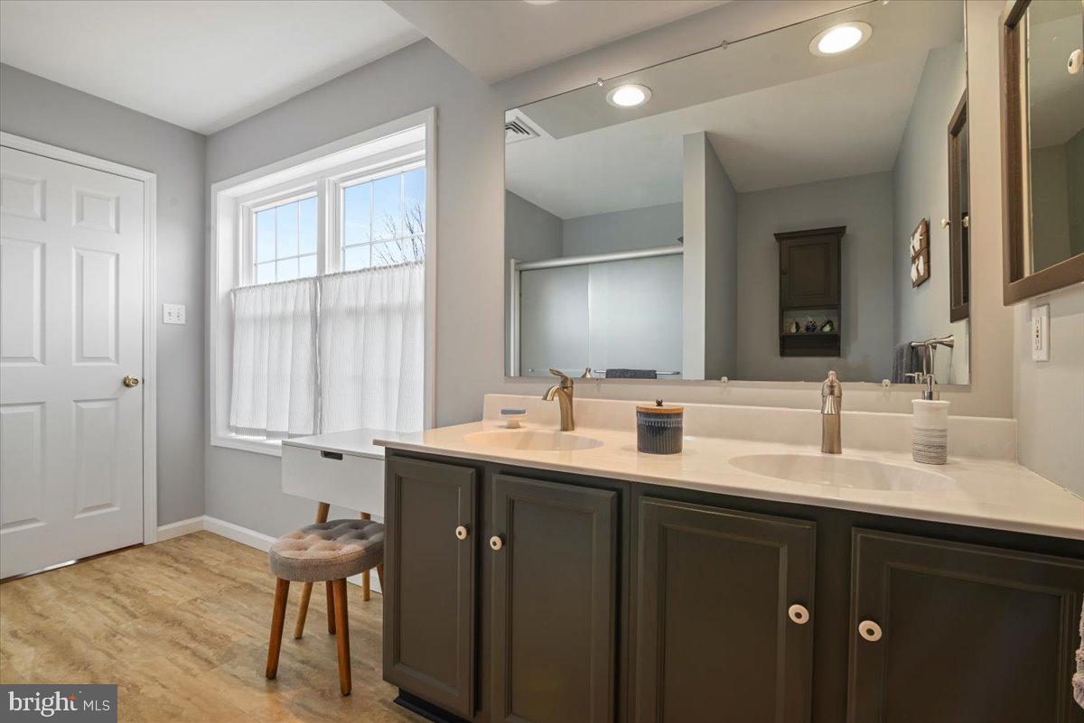 ROEDERS GLEN - Residential